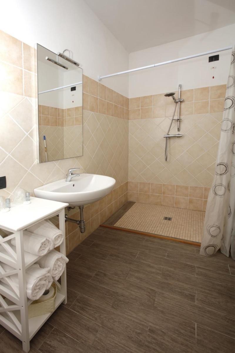 Ospitidelpero Bed & Breakfast Piozzo Exterior photo
