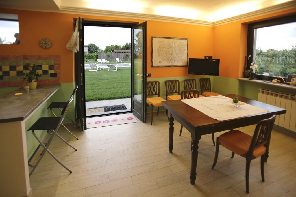 Ospitidelpero Bed & Breakfast Piozzo Exterior photo