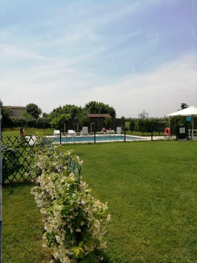 Ospitidelpero Bed & Breakfast Piozzo Exterior photo